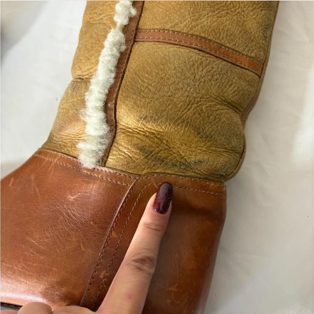 Vintage Tan Shearling Lined Winter Boots - Picture 8 of 8